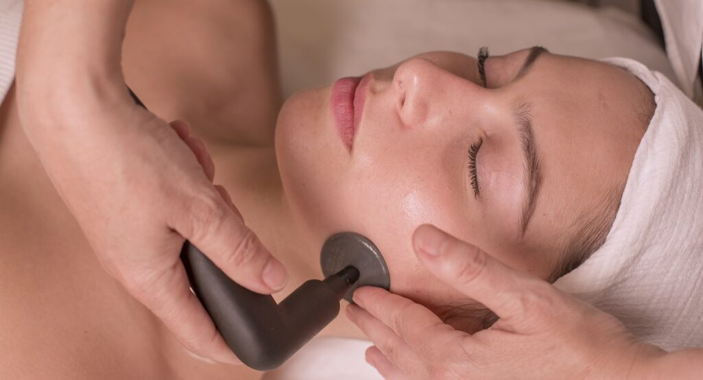 Indiba Facial Ankshu Sitges Tratamiento facial