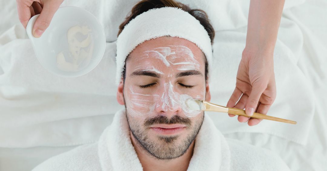 Tratamiento de vitaminas faciales en Sitges con efecto glow inmediato en Ankshu Wellness Clinic.